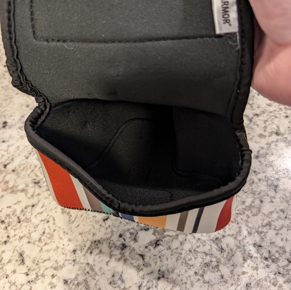 ✨5 For $50 Colorful Striped Camera Case - Picture 3 of 3